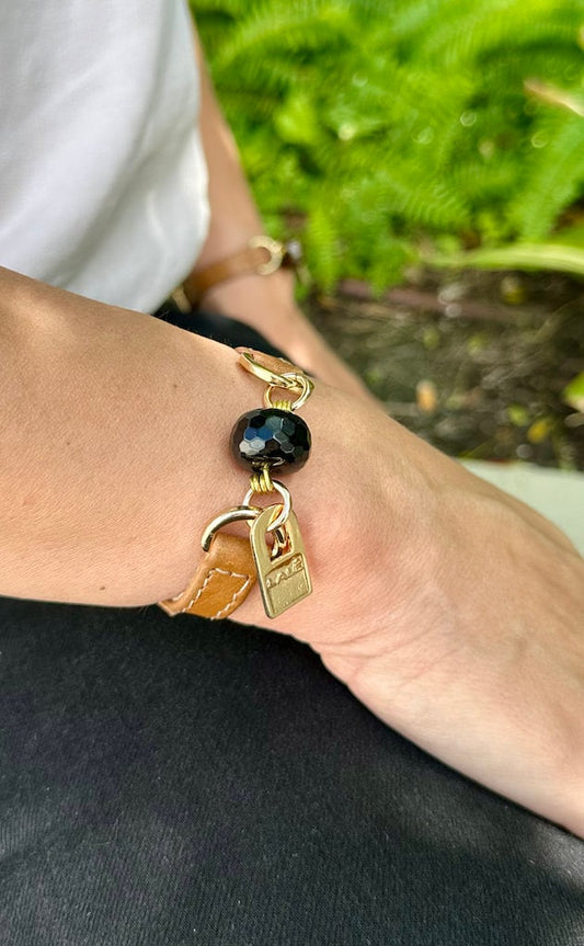 Signature Single Wrap Camel Leather Bracelet with Onyx Stone