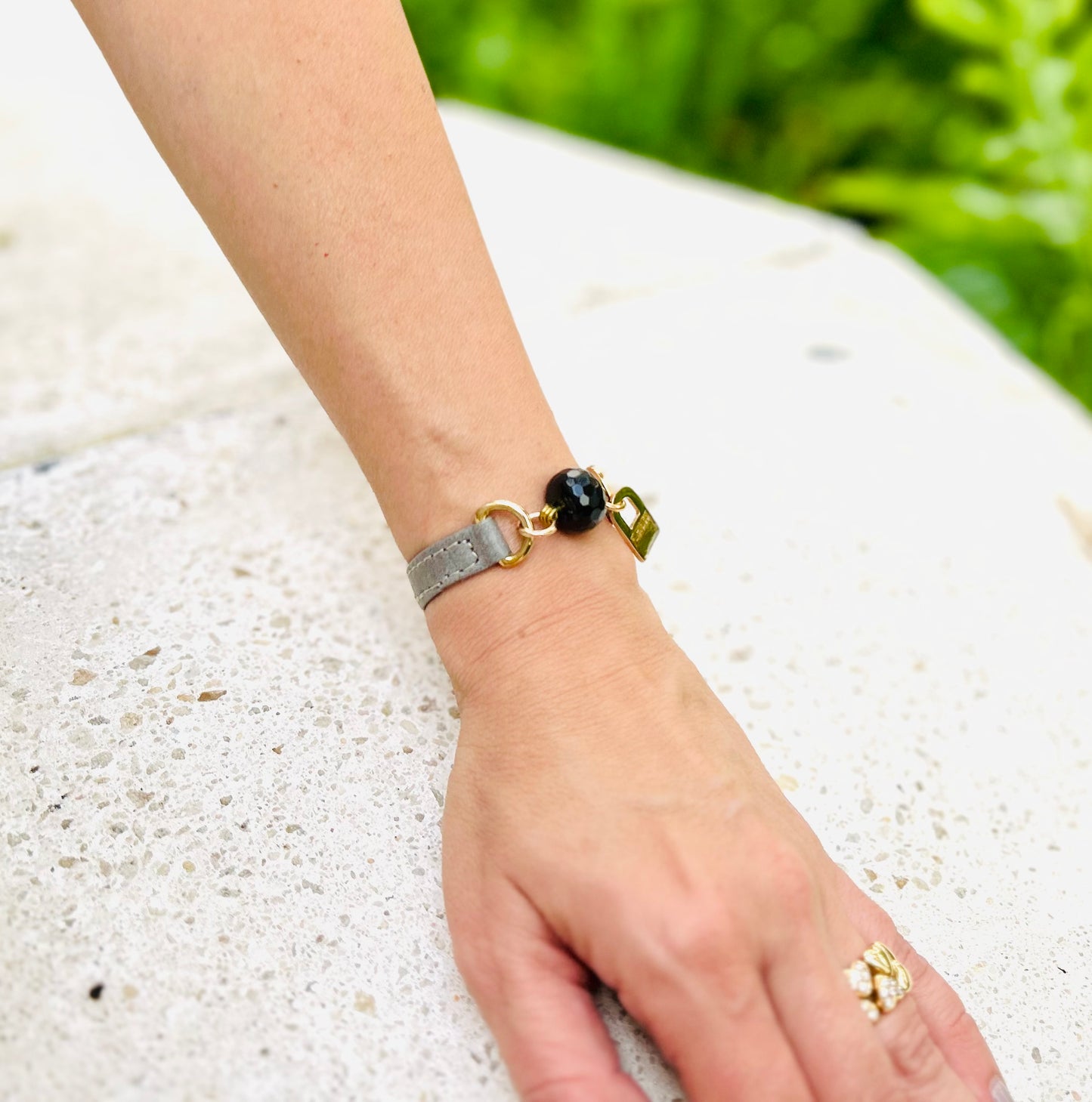 Signature Single Wrap Gray Leather Bracelet with Onyx Stone