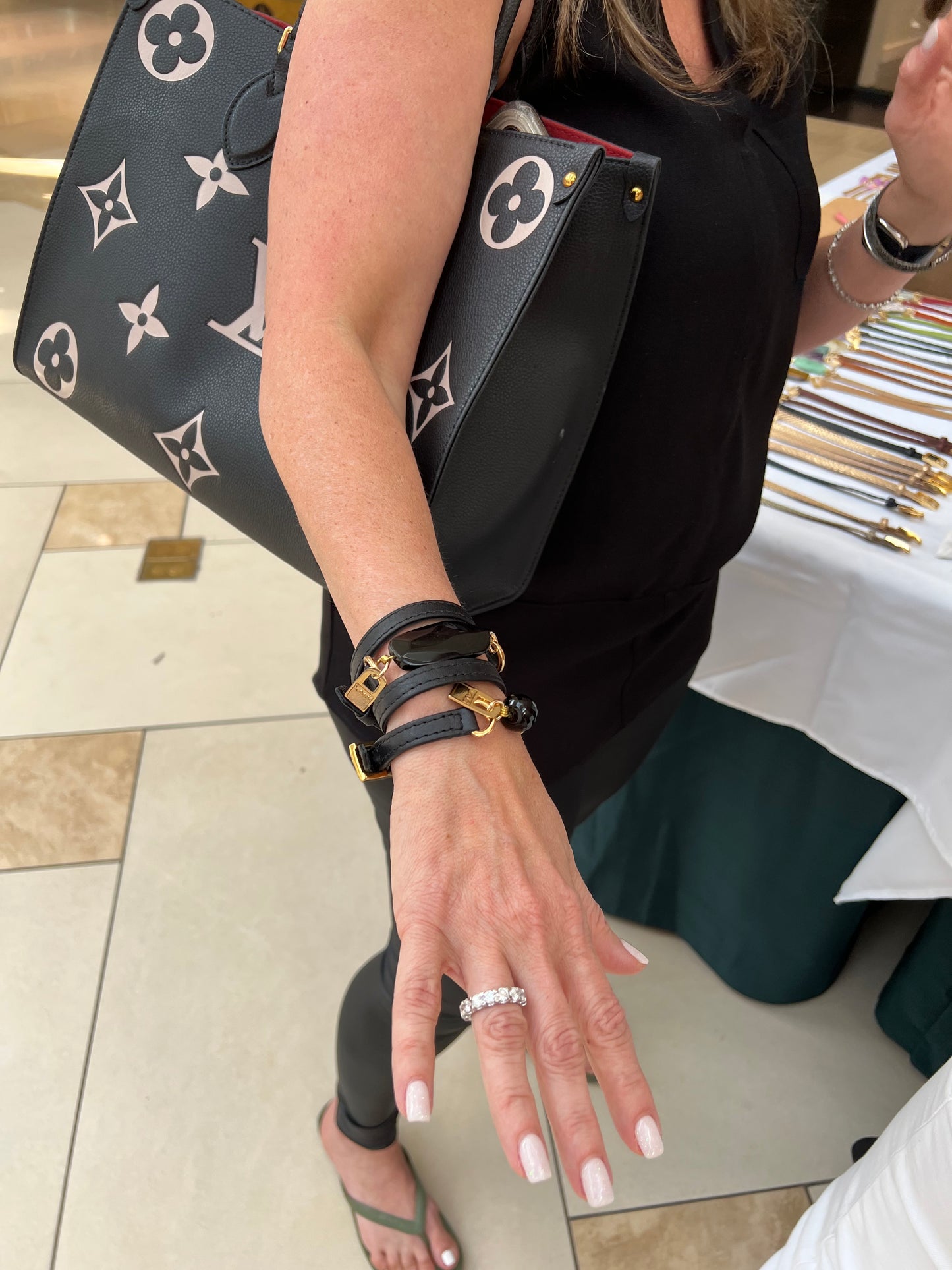 Bundle Bracelet with Black Leather and Onyx