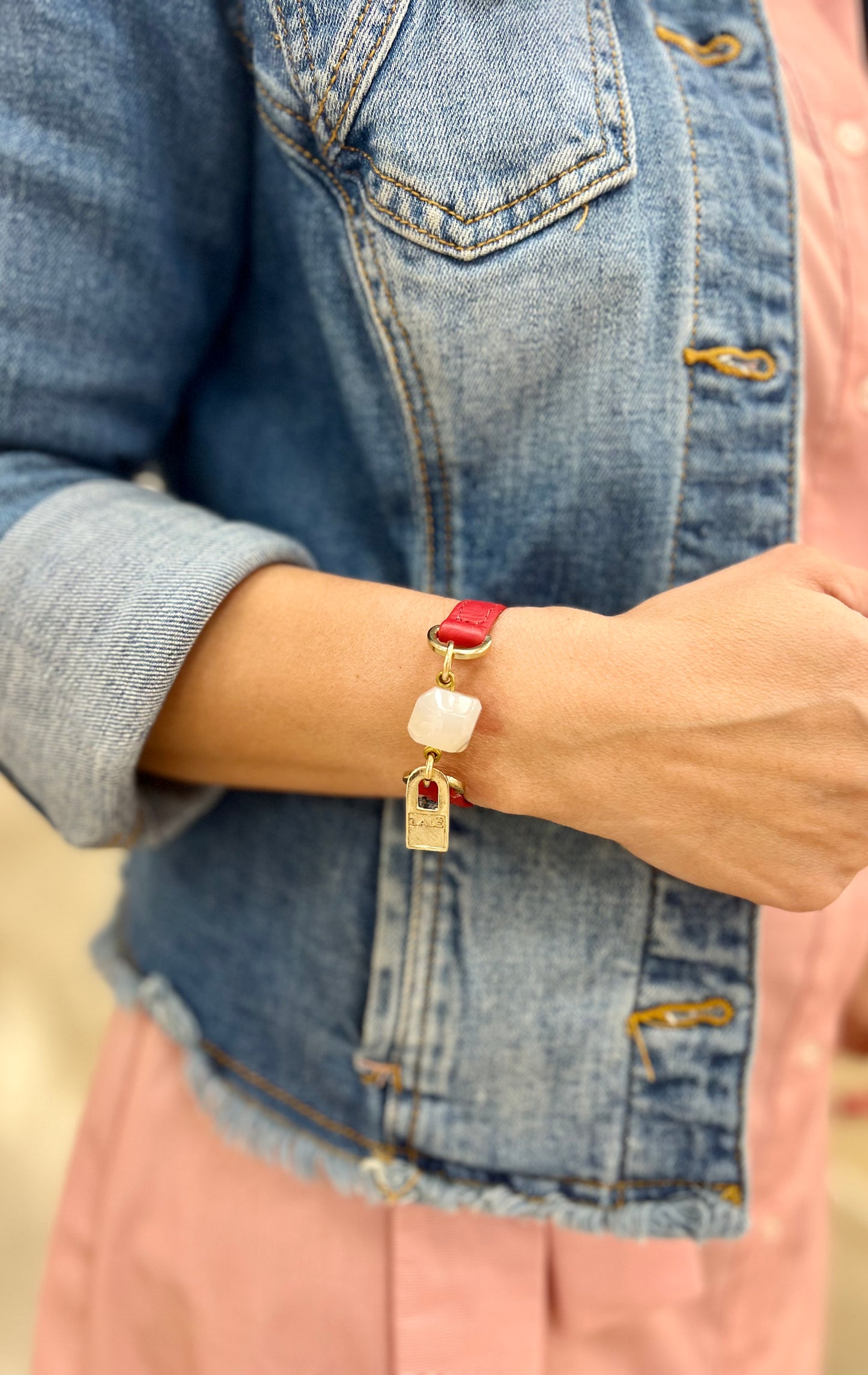 Single Wrap Red Leather Bracelet with White Agathe Stone