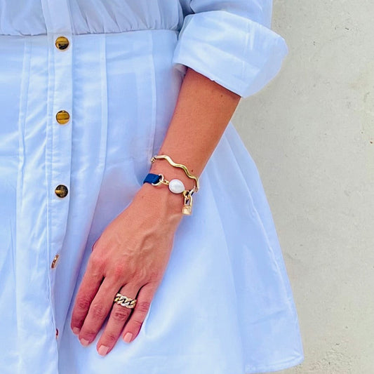 Single Wrap Bold Blue Leather Bracelet with Pearl