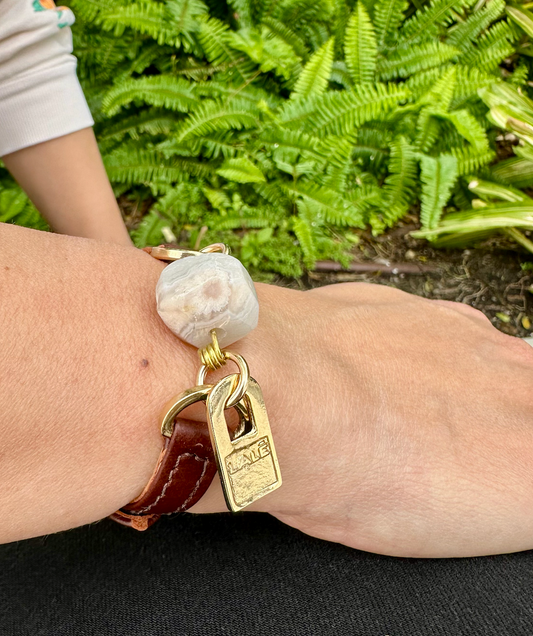 Single Wrap Brown Leather Bracelet with White Agathe Stone