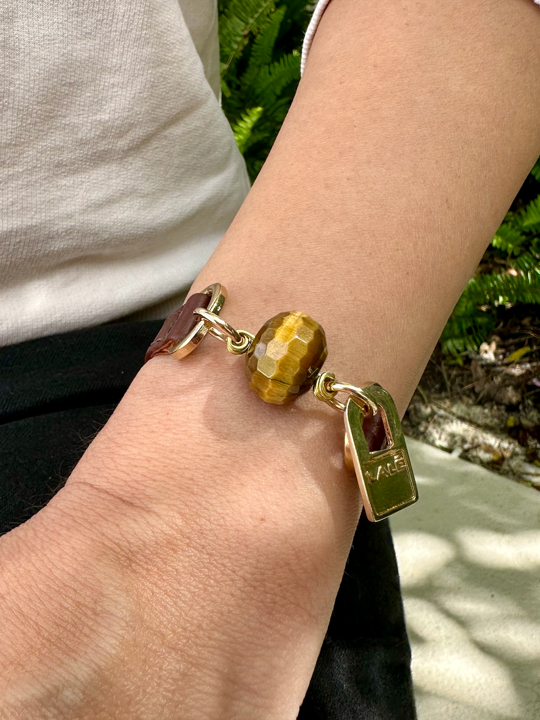 Single Wrap Brown Leather Bracelet with Tiger Eye Stone